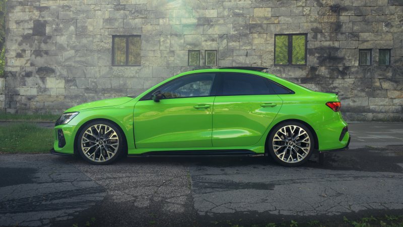 Audi RS3 wynajem Warszawa – sportowy kompakt premium, który robi różnicę