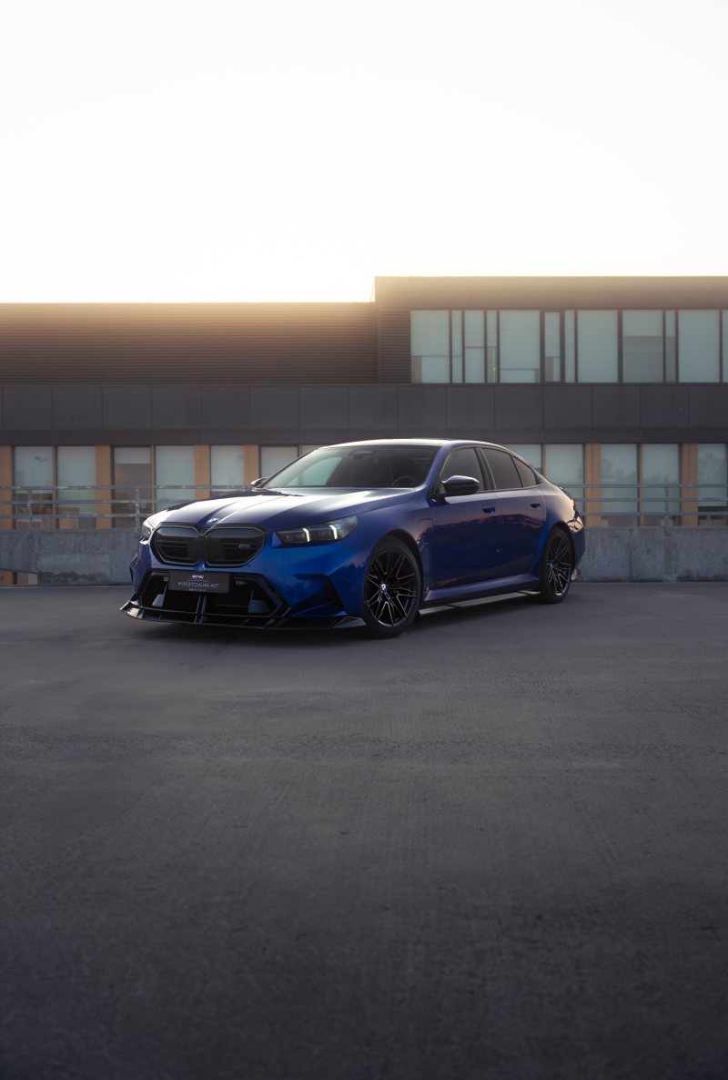 BMW M5 G90